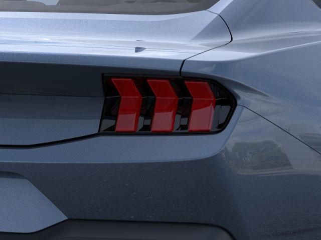 2025 Ford Mustang photo 18