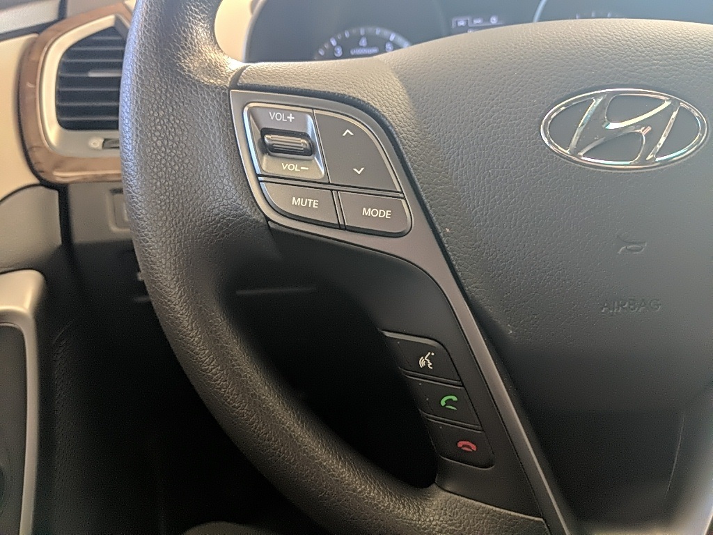 2016 Hyundai Santa Fe Sport Base photo 14