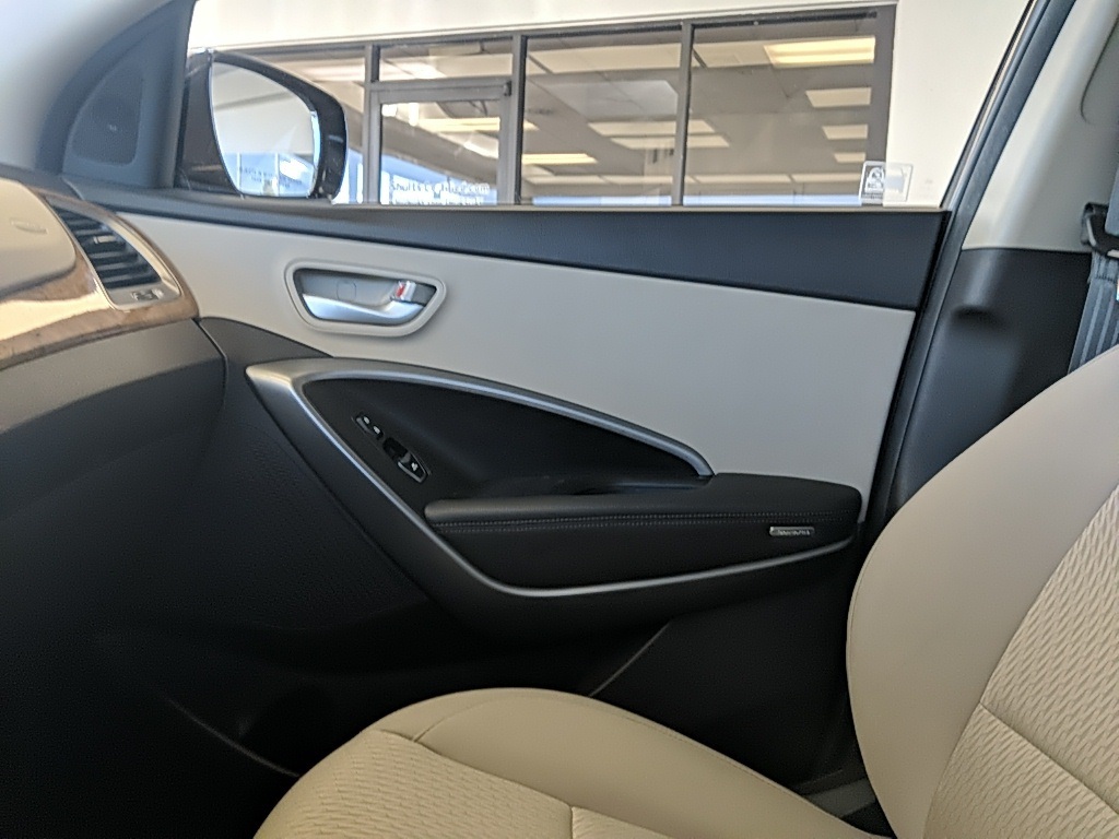 2016 Hyundai Santa Fe Sport Base photo 19