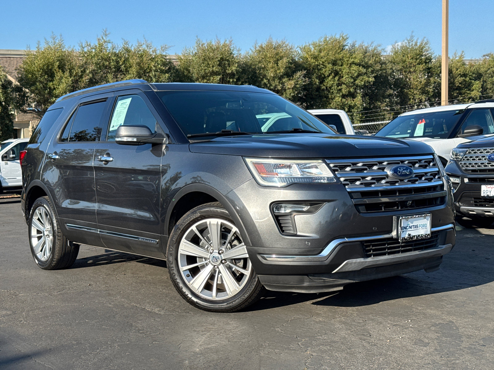 2018 Ford Explorer Limited photo 2