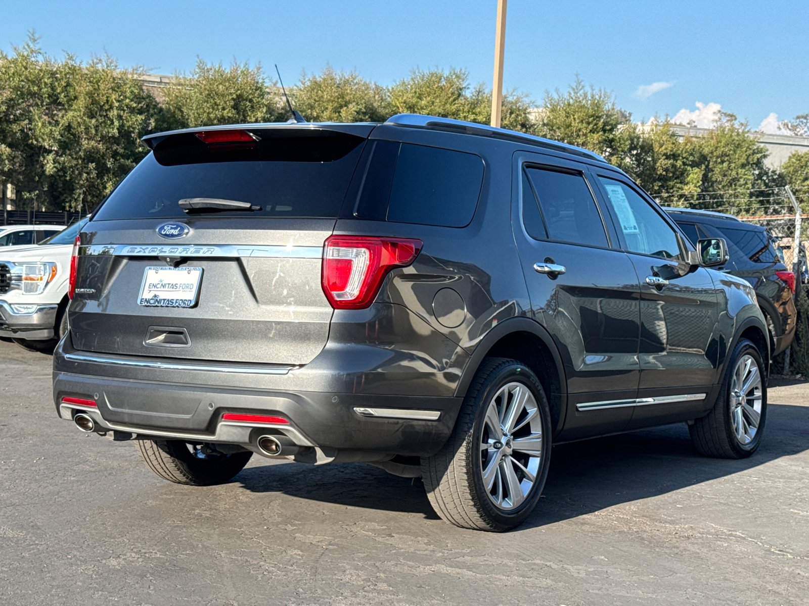2018 Ford Explorer Limited photo 12