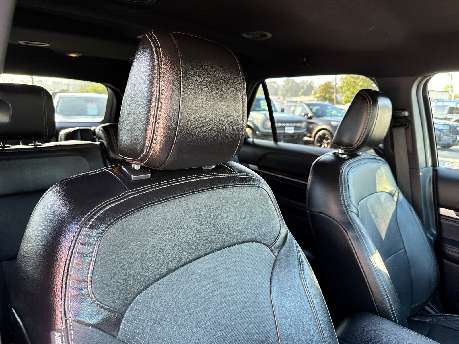 2018 Ford Explorer Limited photo 14
