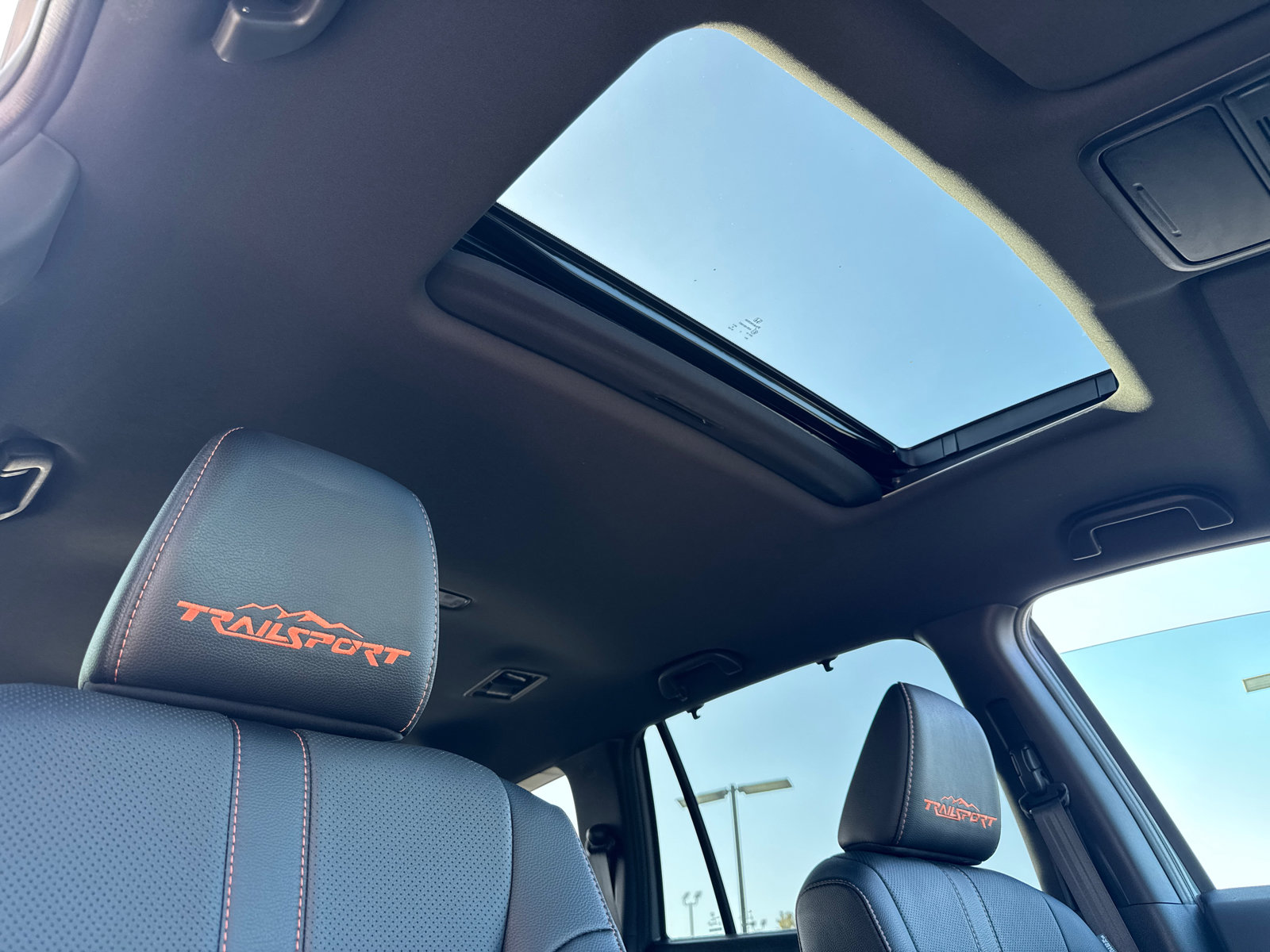 2025 Honda Passport TrailSport photo 12