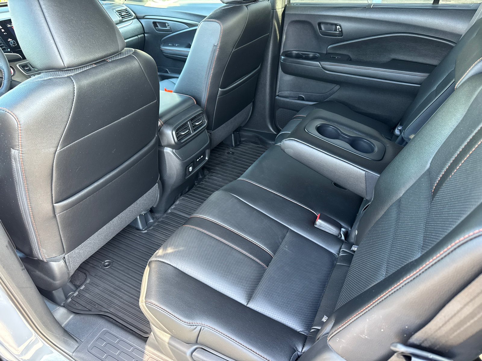 2025 Honda Passport TrailSport photo 17