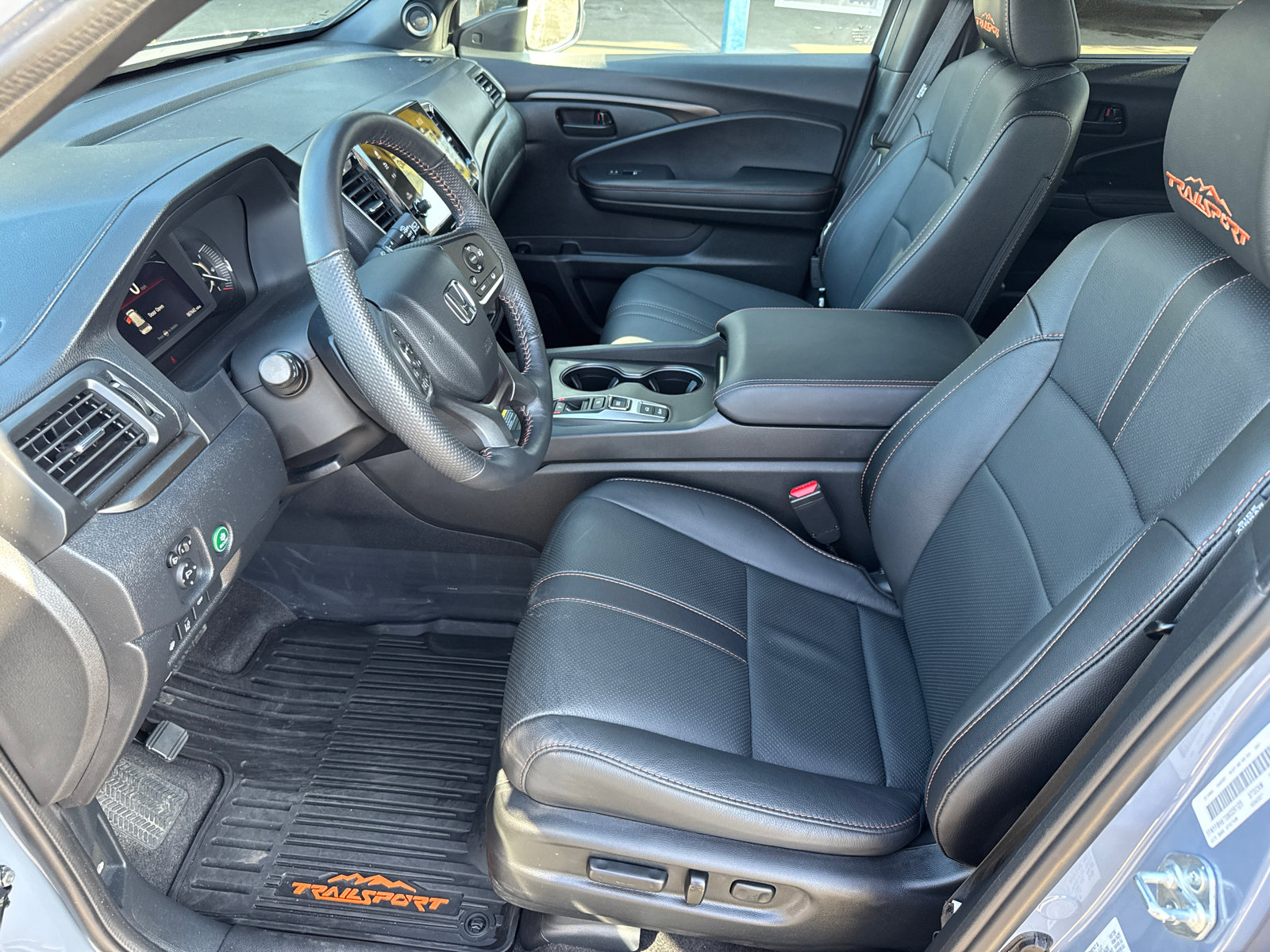 2025 Honda Passport TrailSport photo 23