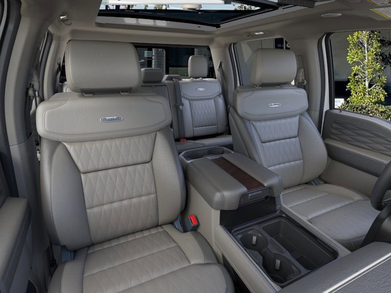 2026 Ford F-250 Platinum photo 8