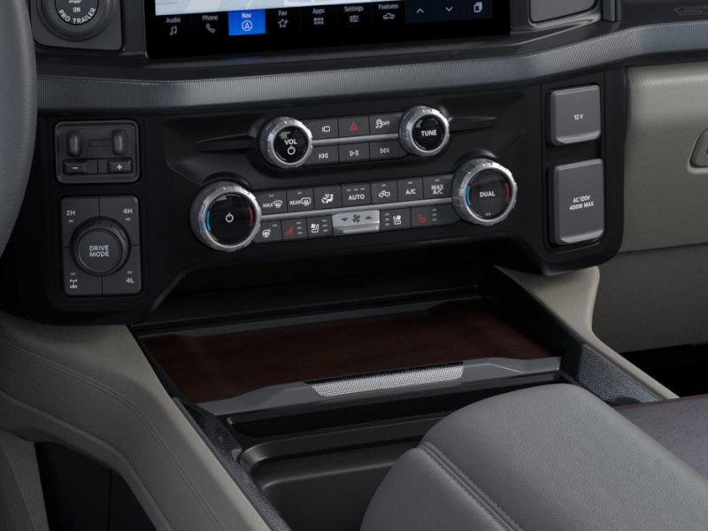 2026 Ford F-250 Platinum photo 13