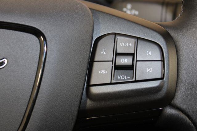 2025 Ford Mustang Mach-E Select photo 14