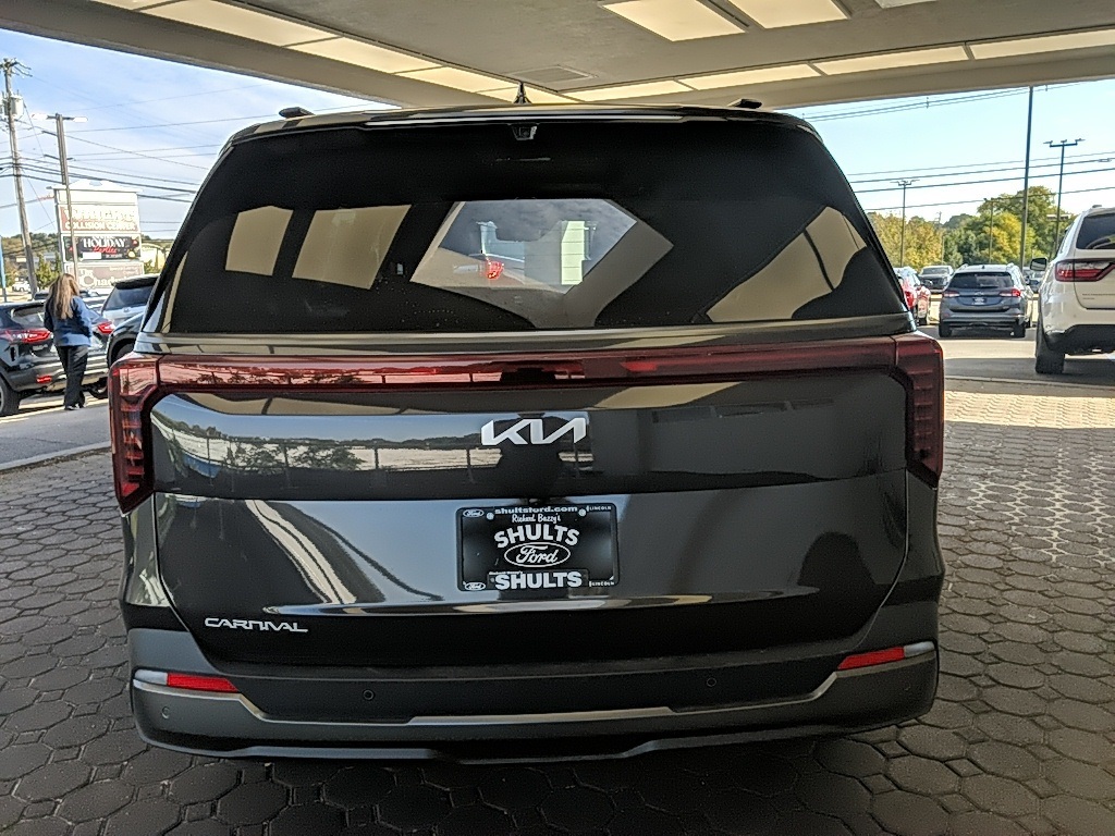 2025 Kia Carnival SX Prestige photo 6