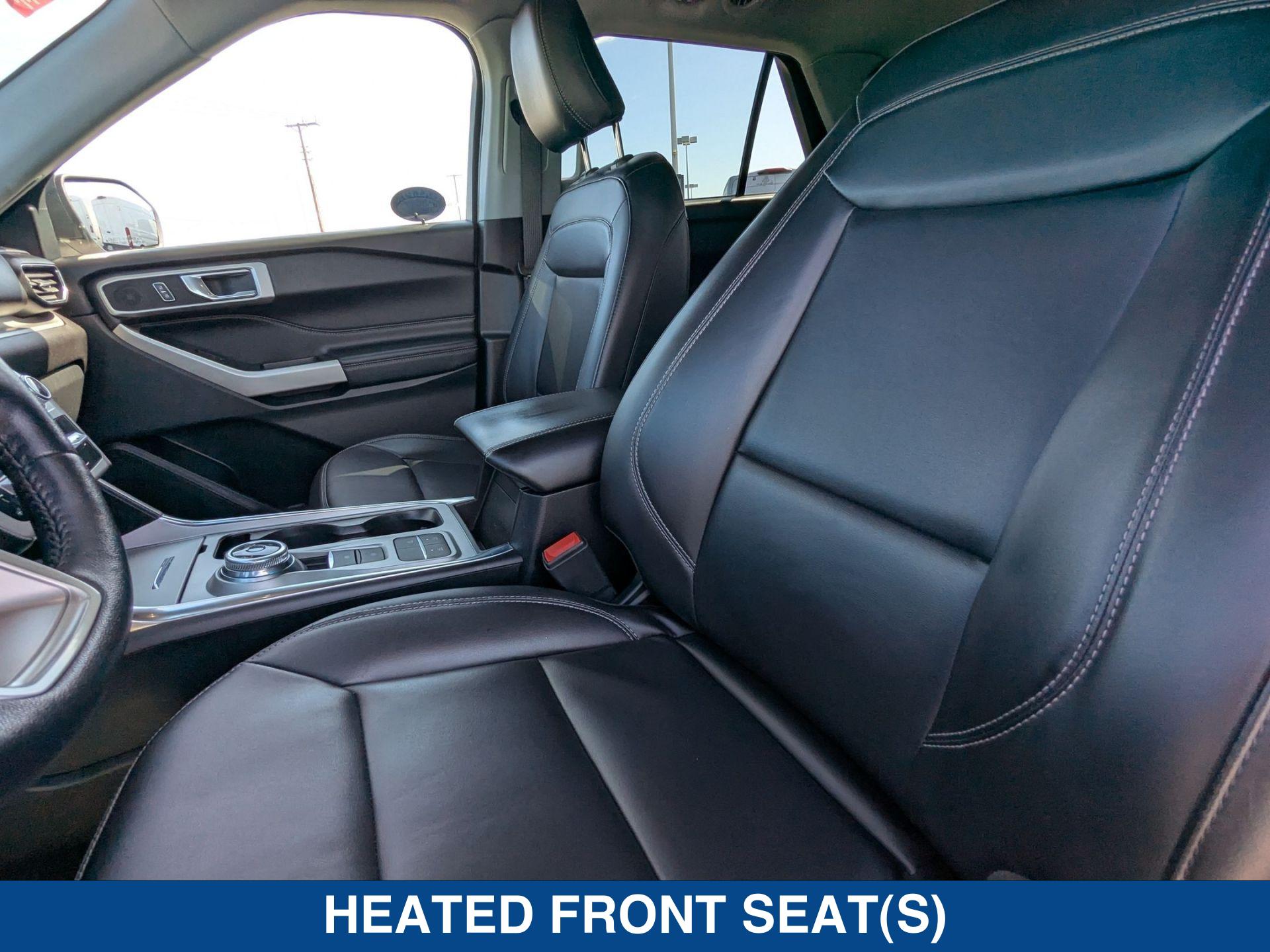 2022 Ford Explorer XLT photo 13
