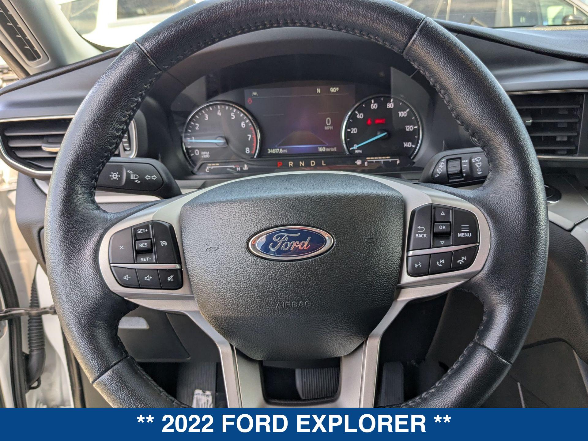 2022 Ford Explorer XLT photo 15