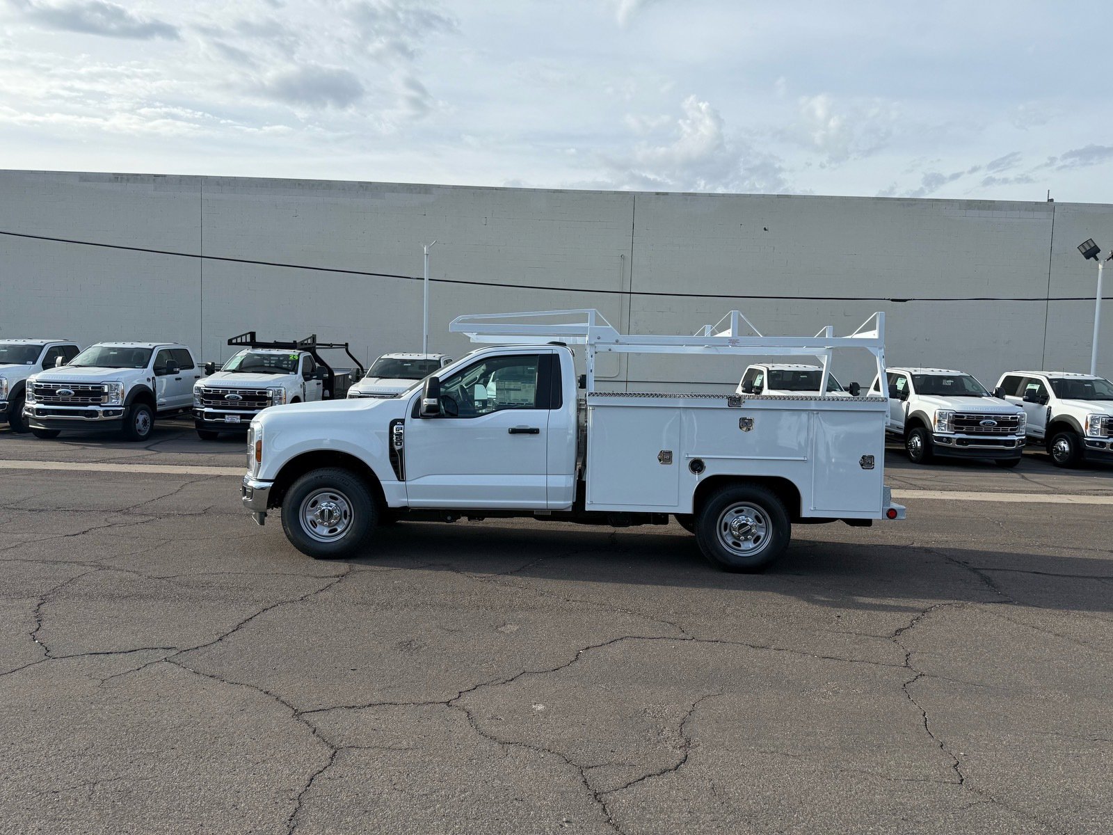 2026 Ford F-250 XL photo 4