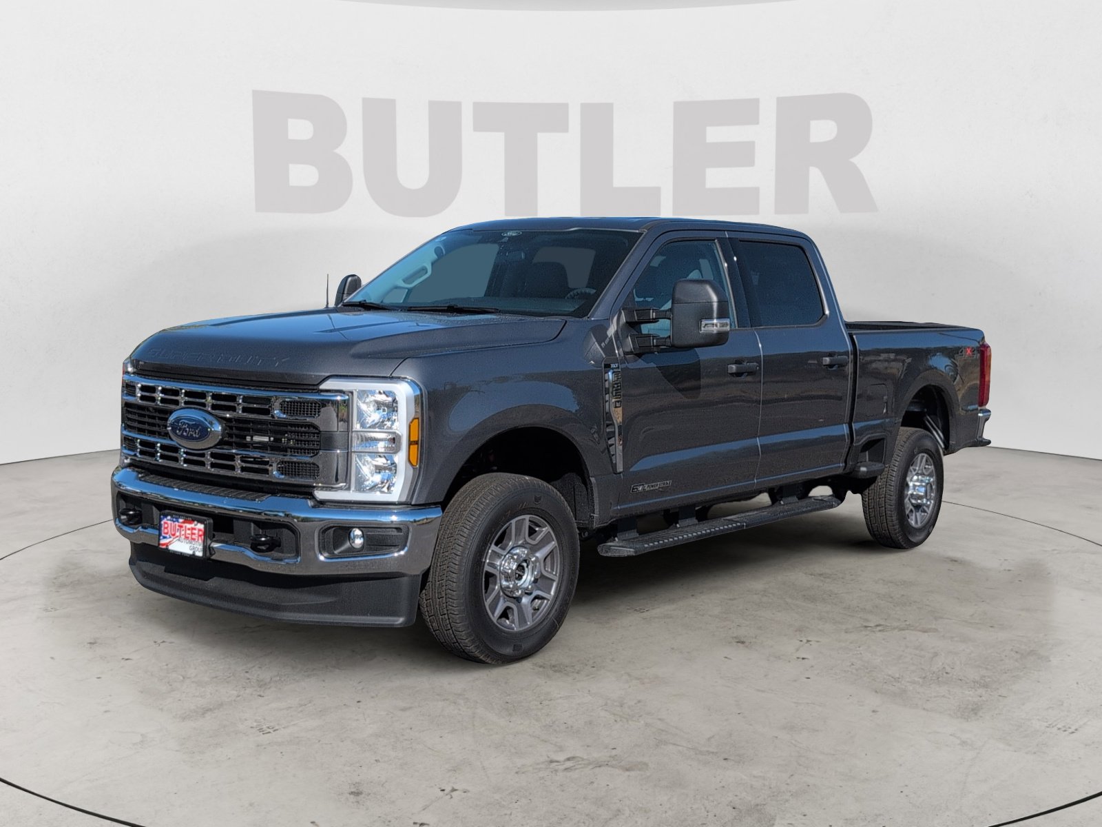 New 2025 Ford Super Duty F-350 SRW XLT