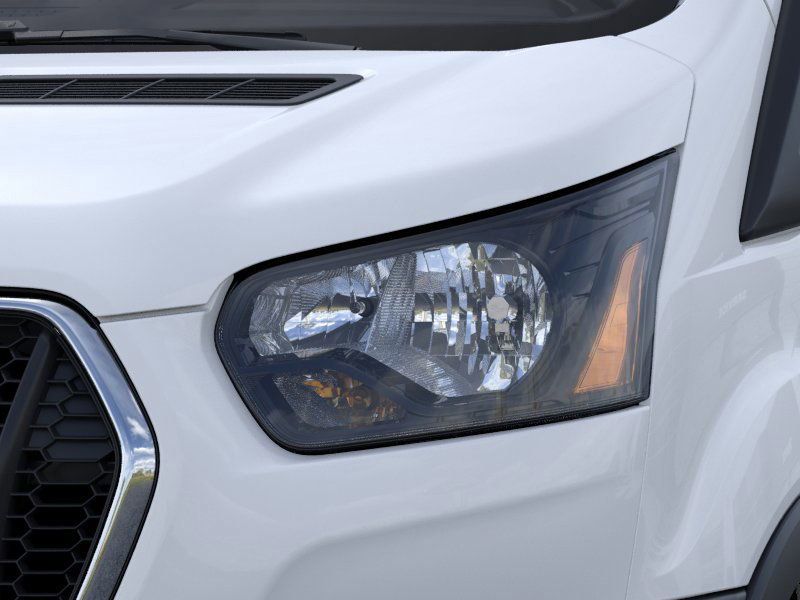 2025 Ford Transit photo 31
