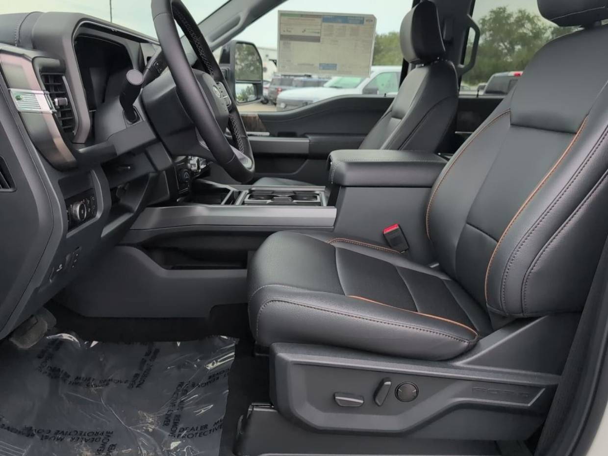2026 Ford F-350 Super Duty XL - Photo 8