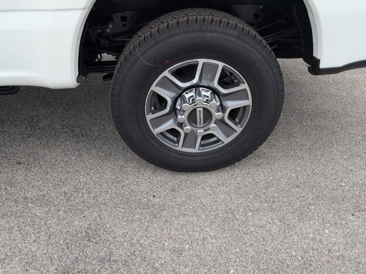 2026 Ford F-350 Super Duty XL - Photo 13