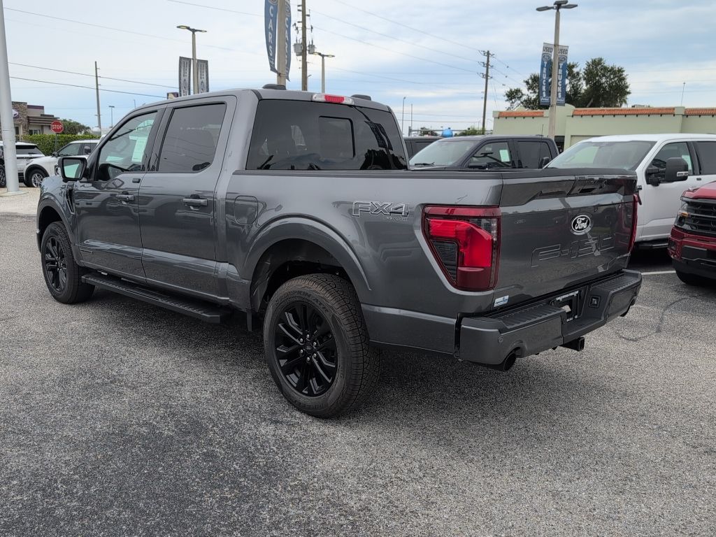 2025 Ford F-150 XLT photo 3