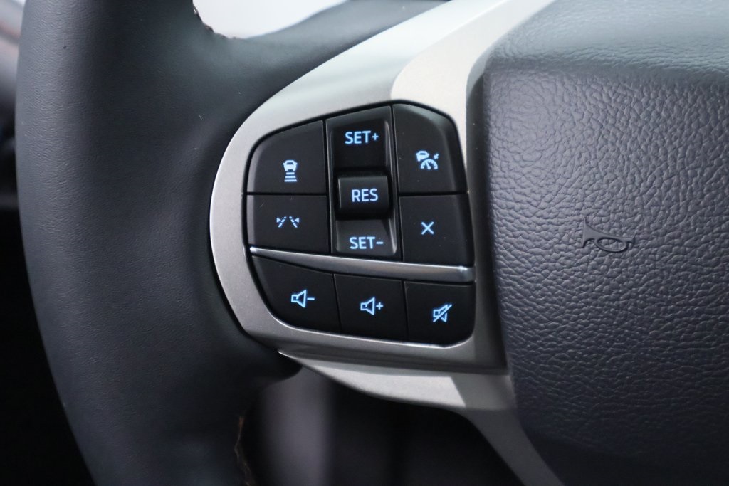 2025 Ford Explorer photo 18