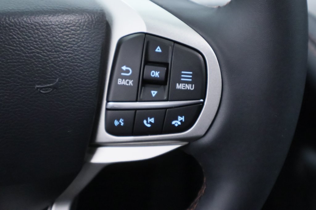 2025 Ford Explorer photo 19