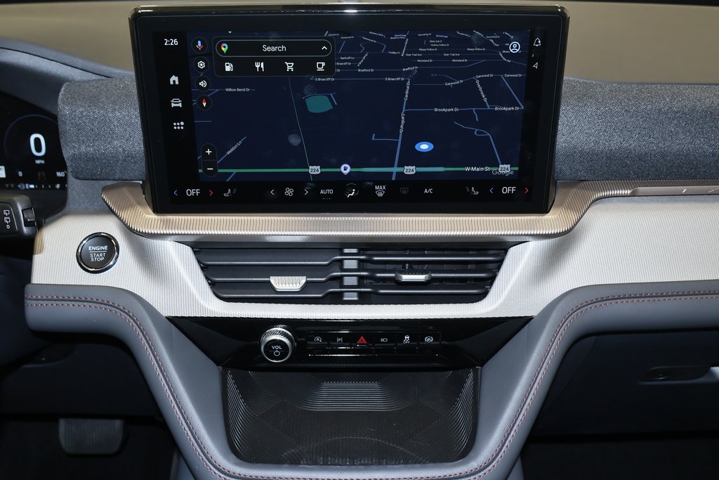 2025 Ford Explorer photo 21