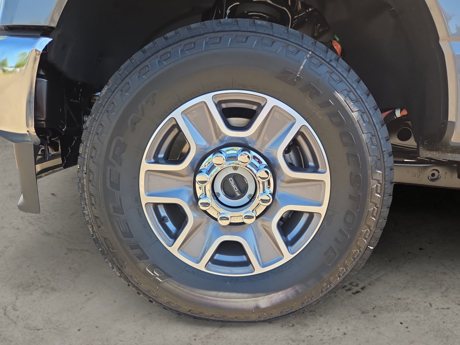 2026 Ford F-350 Lariat photo 14
