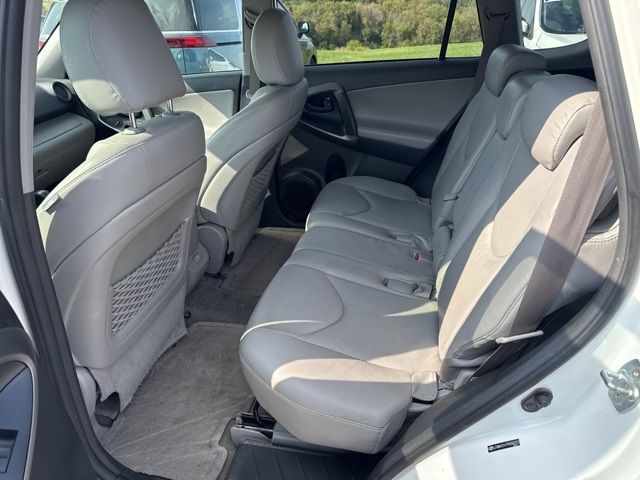 2009 Toyota RAV4 Limited photo 4