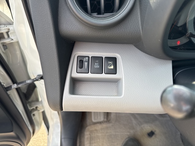 2009 Toyota RAV4 Limited photo 7