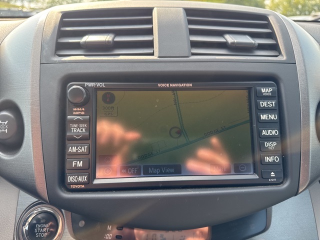 2009 Toyota RAV4 Limited photo 9