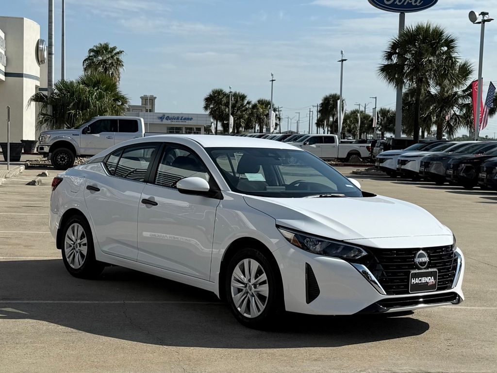 2025 Nissan Sentra S photo 3