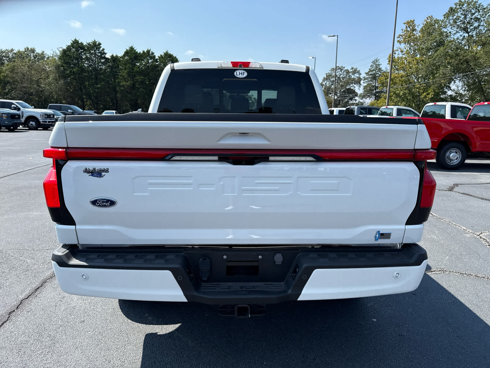 2023 Ford F-150 Lightning Platinum photo 32
