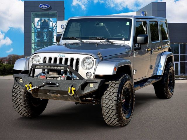 2017 Jeep Wrangler Unlimited Sahara photo 3