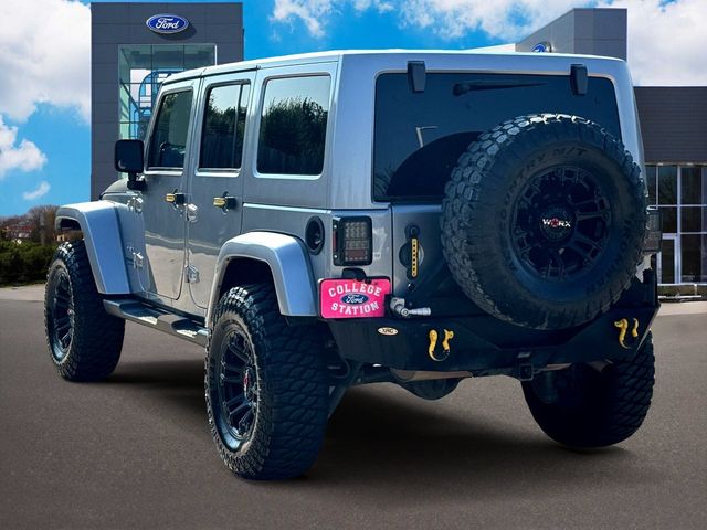 2017 Jeep Wrangler Unlimited Sahara photo 4