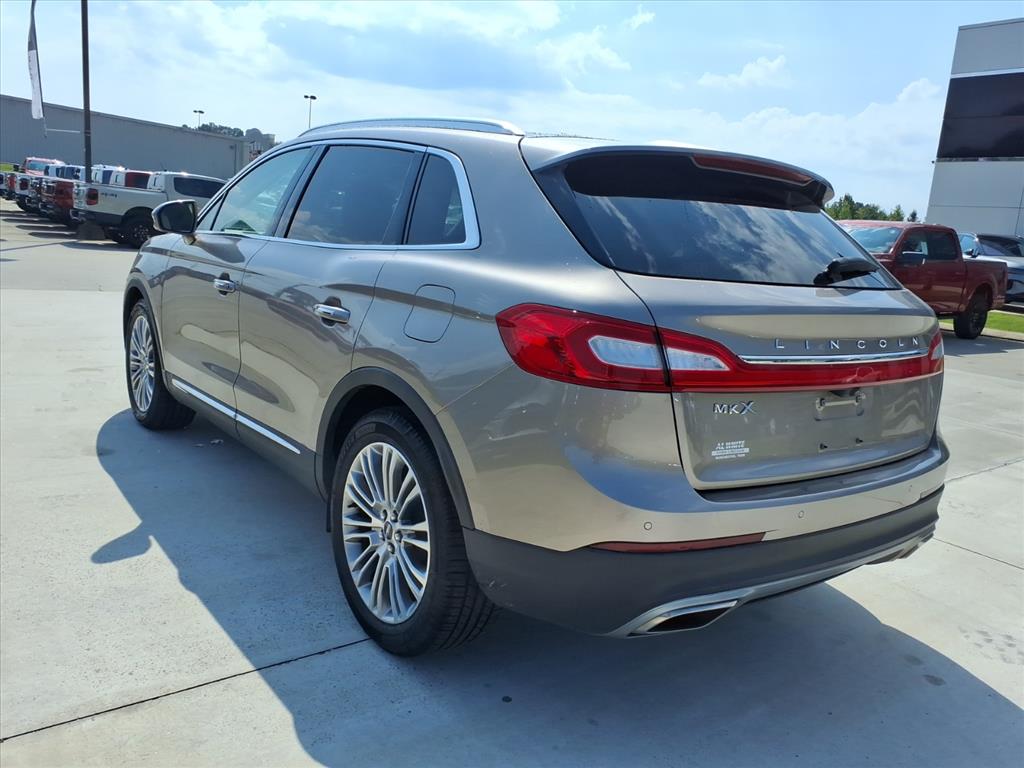 2018 Lincoln MKX Reserve photo 3