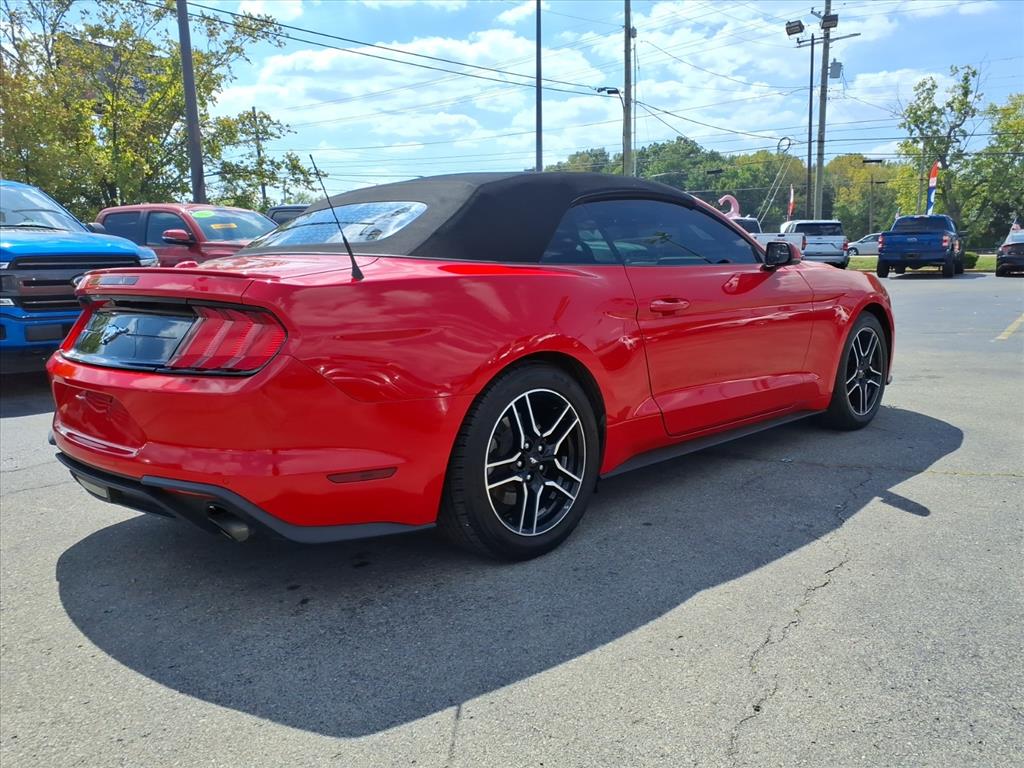 2018 Ford Mustang Convertible photo 3