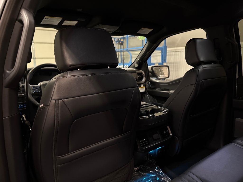 2025 Ford F-150 Lariat photo 20