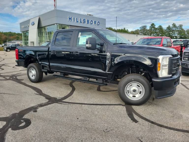 2026 Ford Super Duty F-350 SRW XL