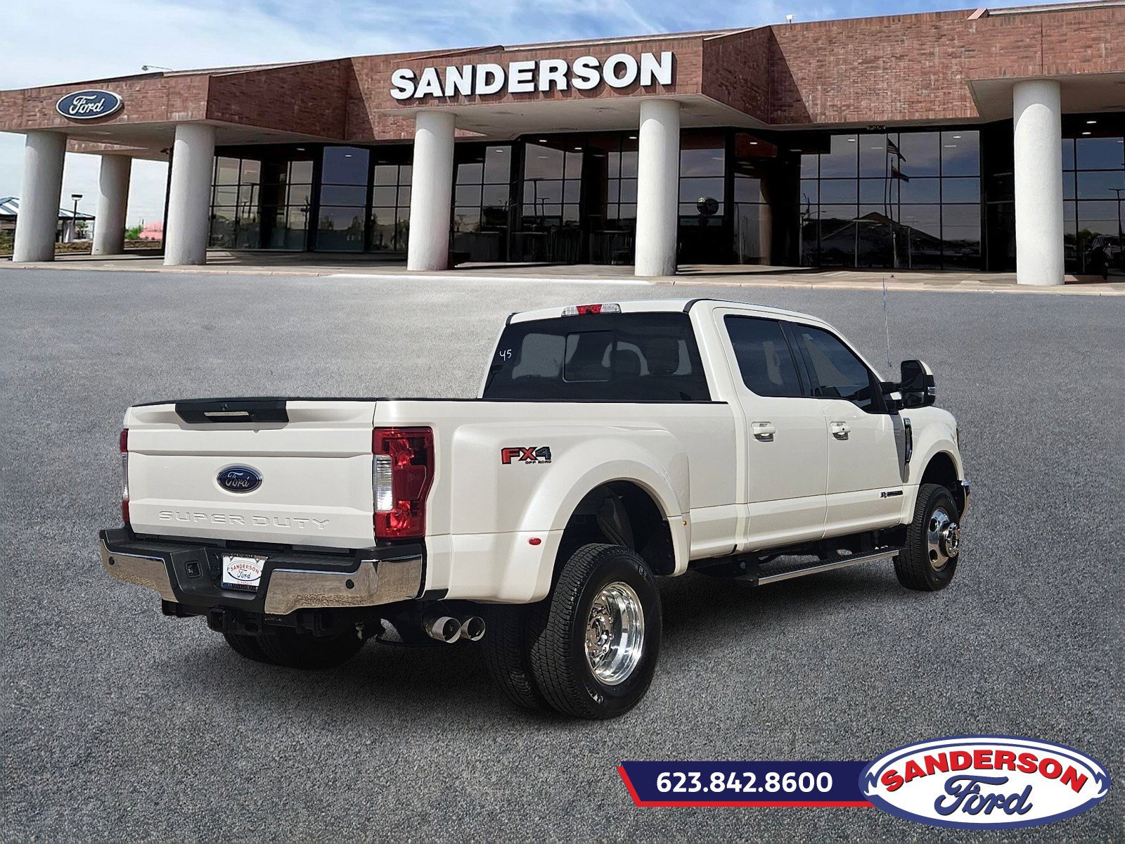 2017 Ford F-350 Lariat photo 2