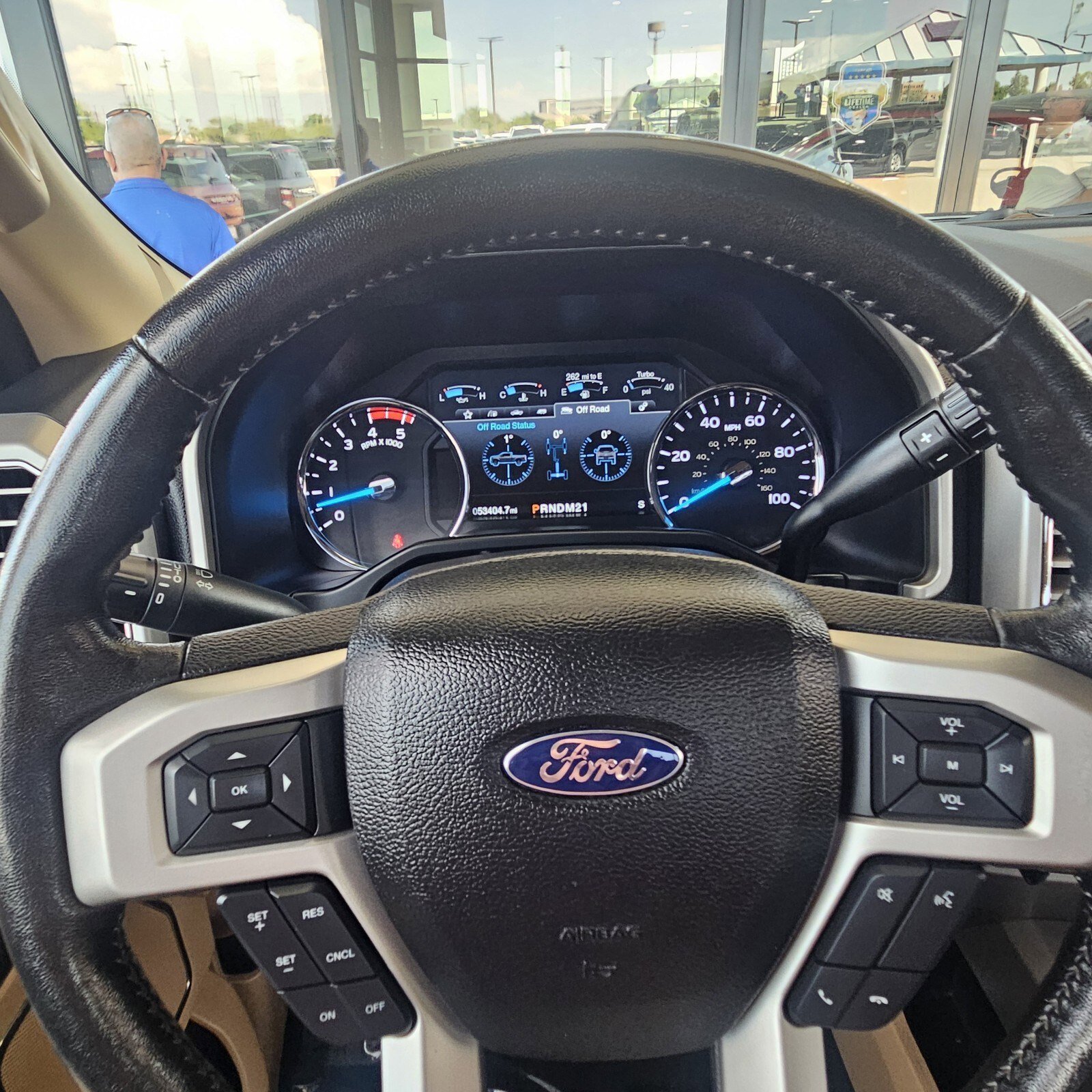 2017 Ford F-350 Lariat photo 15
