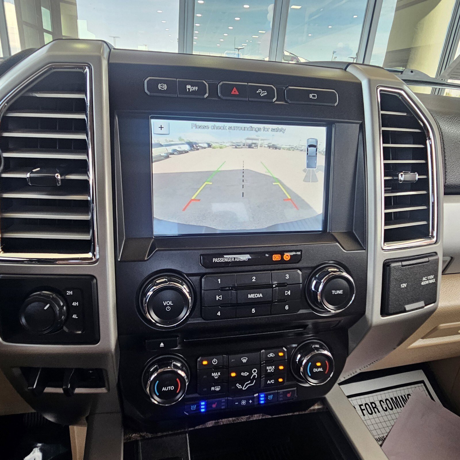 2017 Ford F-350 Lariat photo 17