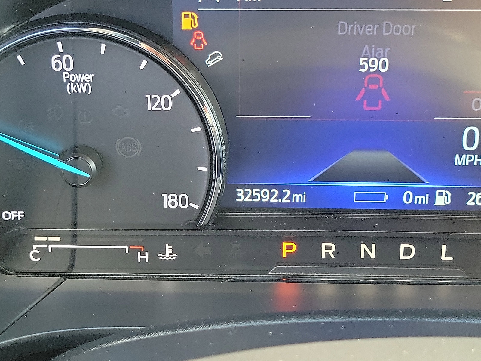 2022 Ford Escape SE photo 4