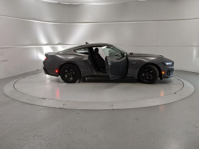 2025 Ford Mustang GT Premium photo 6