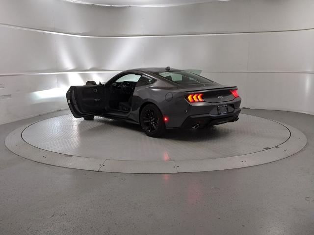 2025 Ford Mustang GT Premium photo 8