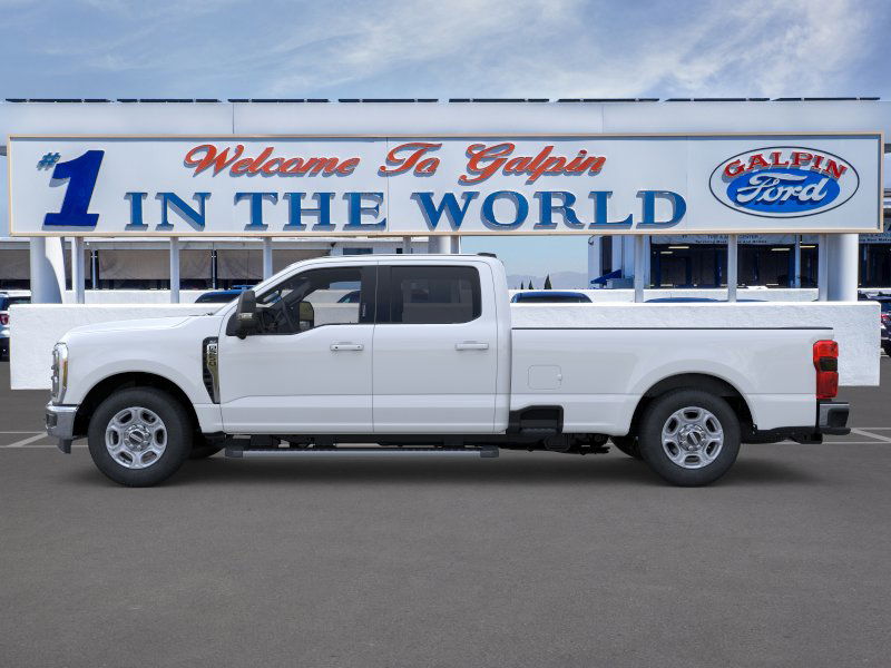 2026 Ford F-250 XLT photo 6