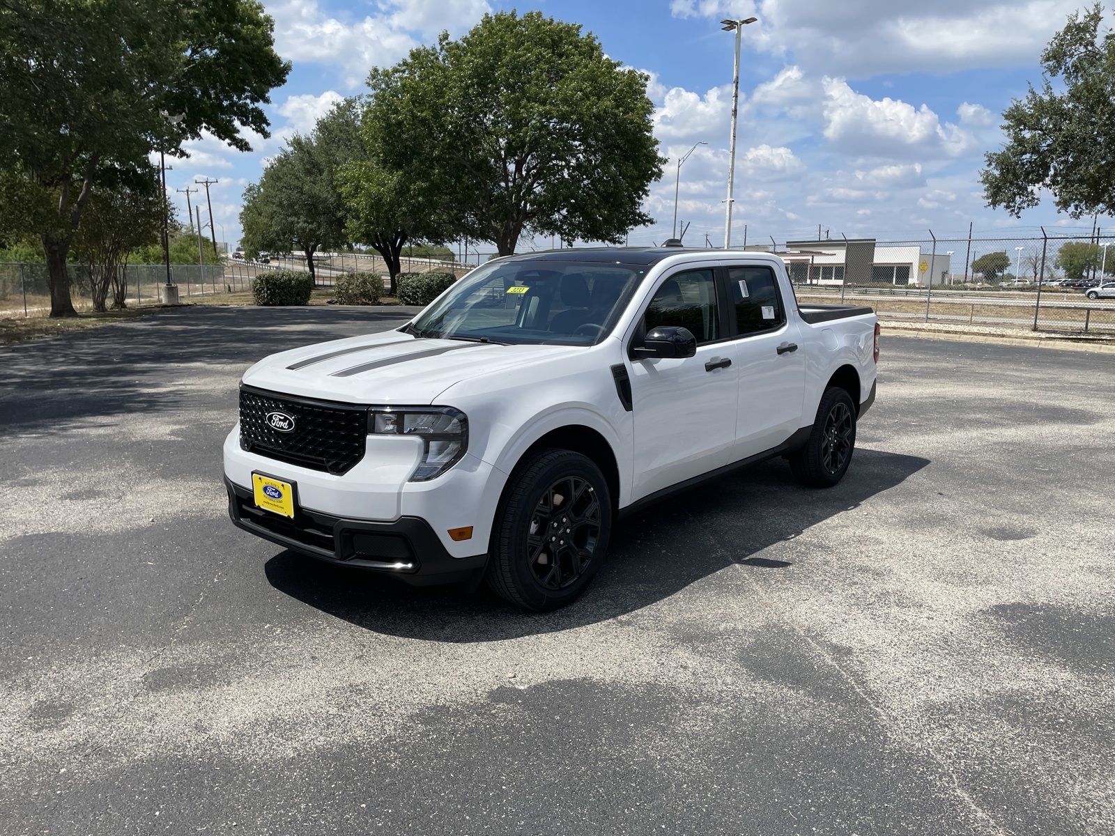 2025 Ford Maverick XLT's photo