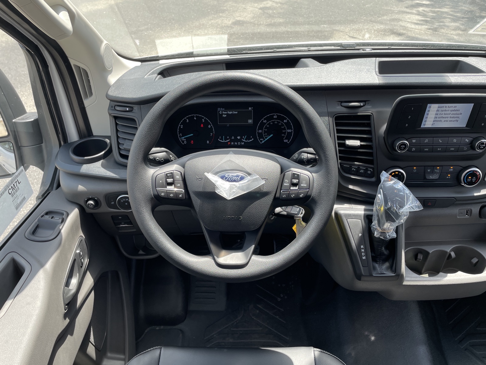 2025 Ford Transit photo 4