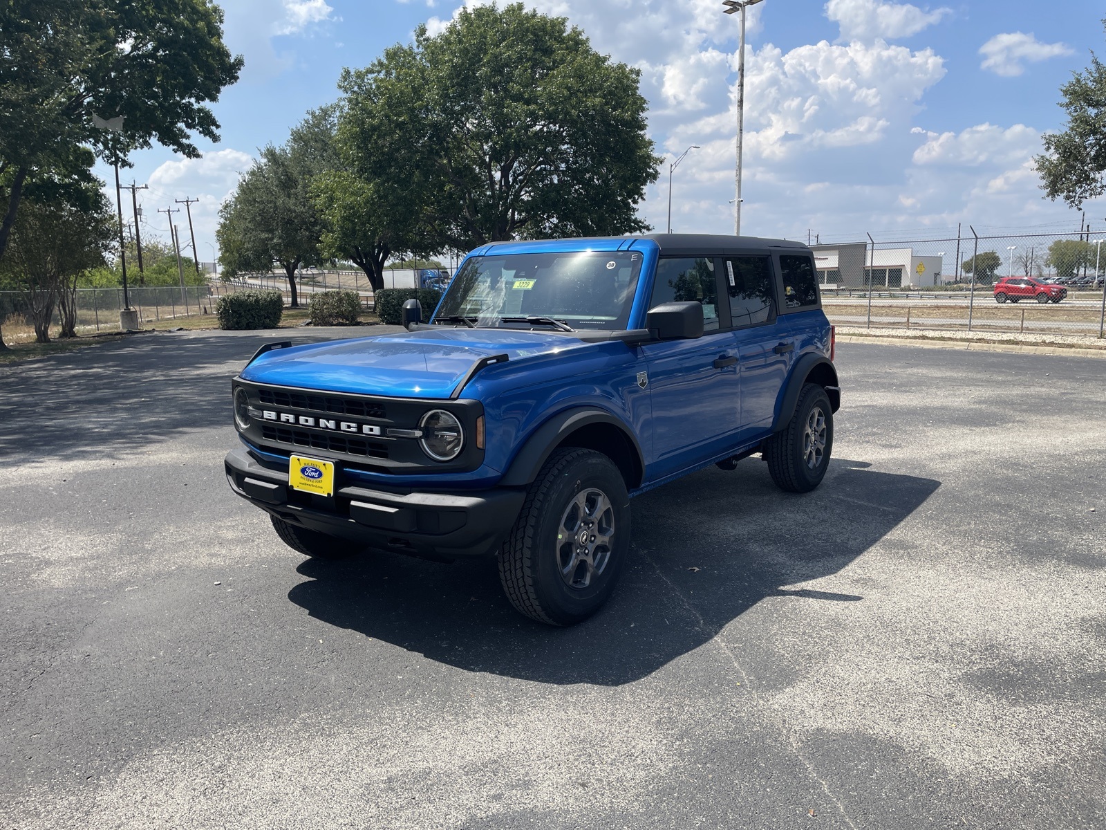 2025 Ford Bronco 4-Door Big Bend's photo