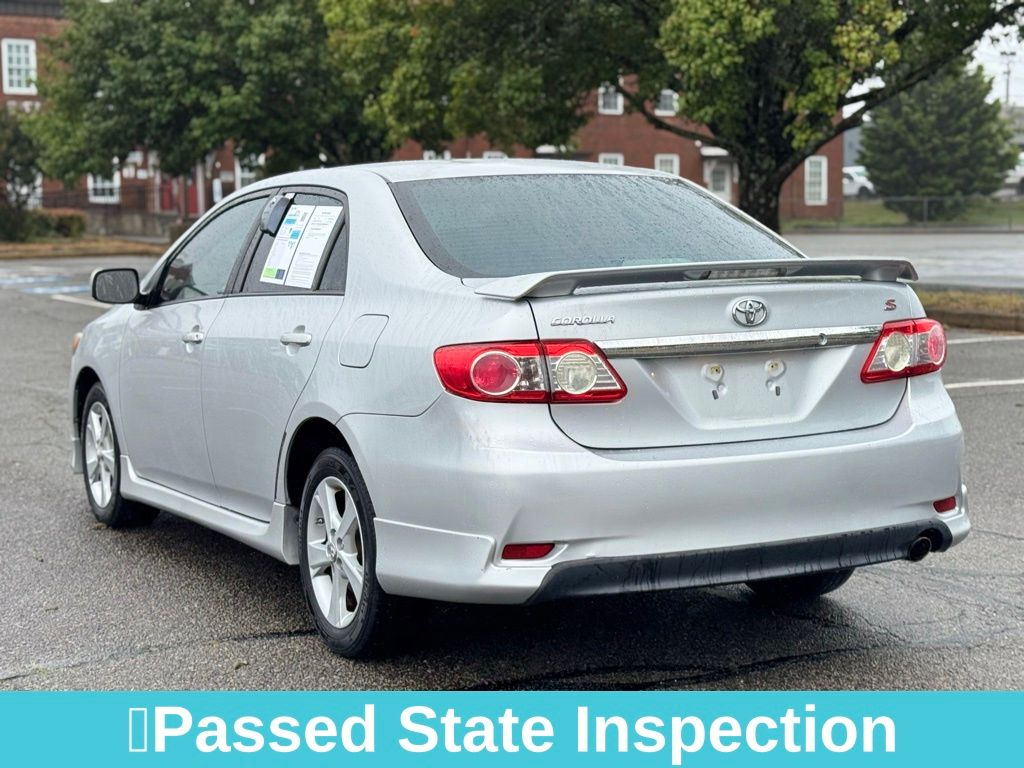 2013 Toyota Corolla S photo 3