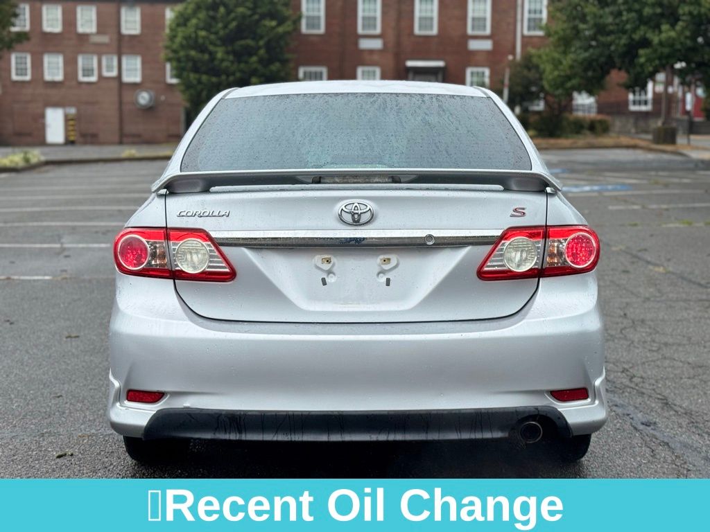 2013 Toyota Corolla S photo 4