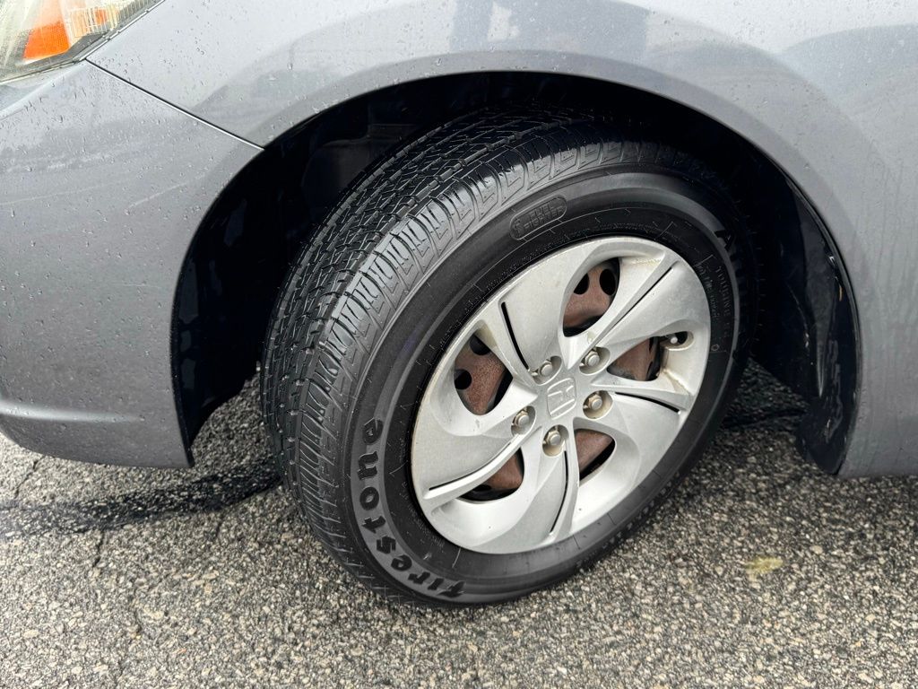 2013 Honda Civic LX photo 24