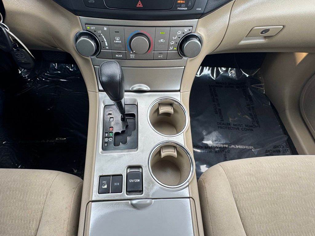 2011 Toyota Highlander Hybrid Base SE photo 22